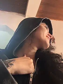 XBODTRIIPX online show from 11, 3, 2026