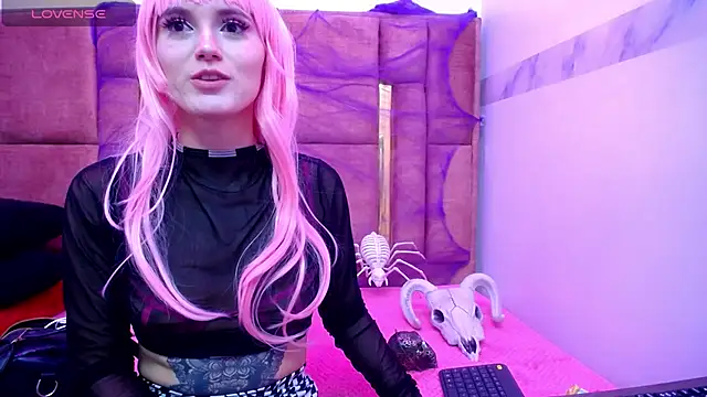 XBODTRIIPX online show from 25, 10, 2025