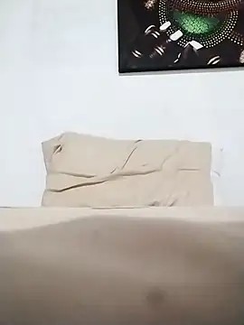 Snapshot of latinblack16 chatting on 25, 10, 2025 latinblack16 online show from 25, 10, 2025