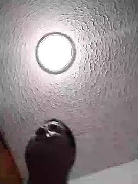 Snapshot of latinblack16 chatting on 24, 11, 2025 latinblack16 online show from 24, 11, 2025