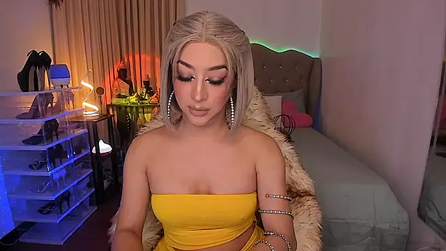 Dream Goddess online show from 13, 3, 2026