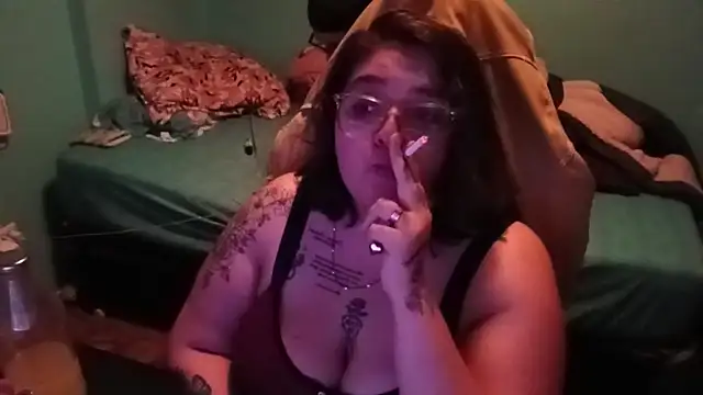 yxngboobs online show from 7, 6, 2026