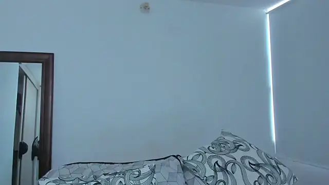 KingLevi01 online show from 12, 4, 2026