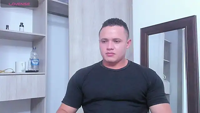 KingLevi01 online show from 30, 10, 2025