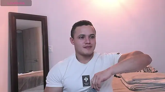 KingLevi01 online show from 19, 9, 2025