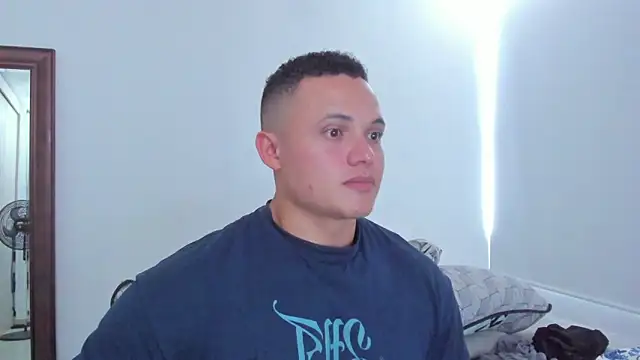 KingLevi01 online show from 15, 5, 2026