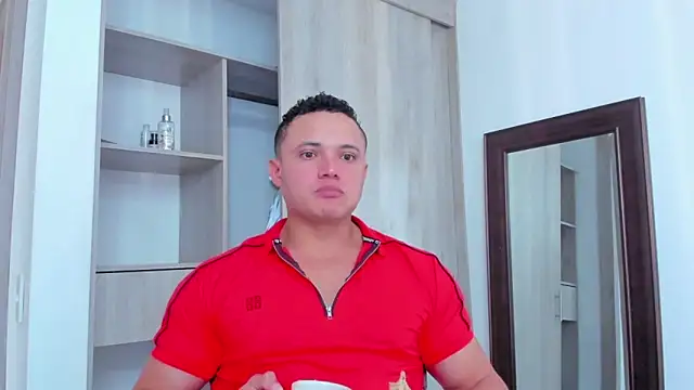 KingLevi01 online show from 4, 2, 2026