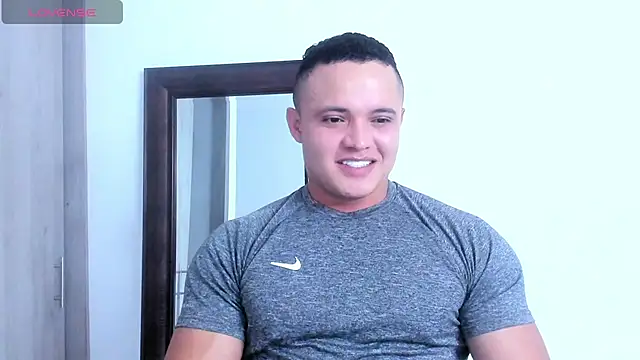 KingLevi01 online show from 25, 9, 2025