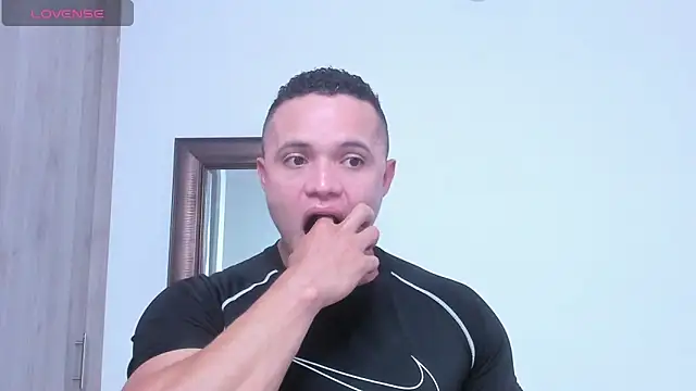 KingLevi01 online show from 14, 10, 2025