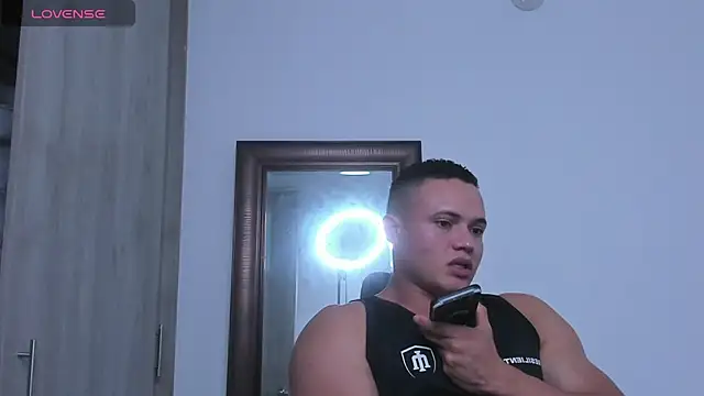 KingLevi01 online show from 15, 10, 2025