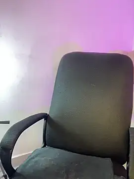 Charlottediolet online show from 4, 2, 2026