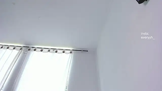 Sweet poetryy online show from 15, 4, 2026