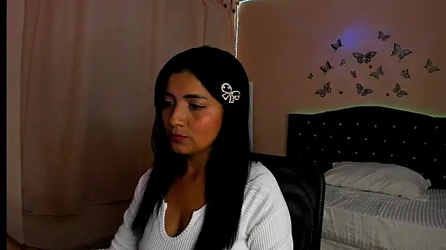 SARALOVE13 online show from 11, 9, 2025