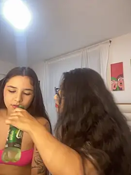 Sweet and Rous0 online show from 7, 10, 2025