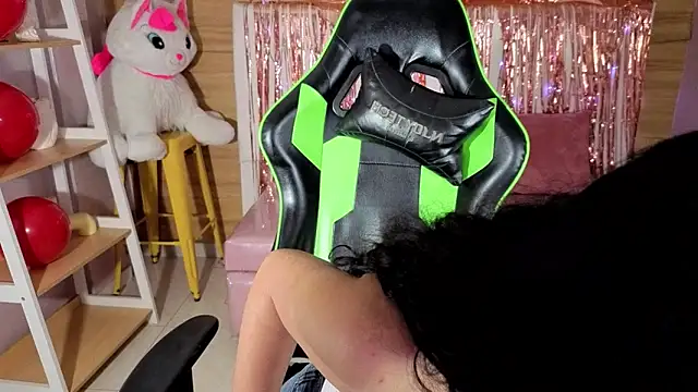 bella vibess s online show from 14, 4, 2026