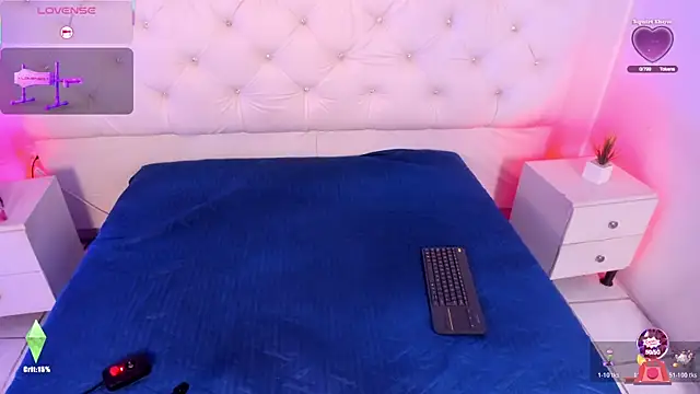 Ambeer fox  online show from 6, 11, 2025