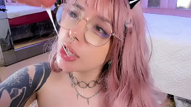 BizzyNoar online show from 20, 9, 2025