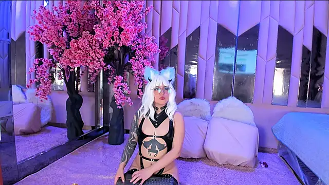 BizzyNoar online show from 18, 10, 2025