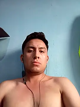 Snapshot of aczinovelez342 chatting on 18, 9, 2025 aczinovelez342 online show from 18, 9, 2025