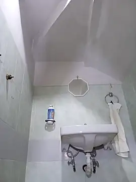 Snapshot of aczinovelez342 chatting on 25, 10, 2025 aczinovelez342 online show from 25, 10, 2025