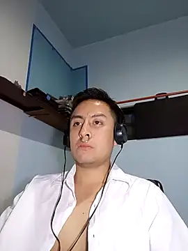 Snapshot of aczinovelez342 chatting on 7, 11, 2025 aczinovelez342 online show from 7, 11, 2025