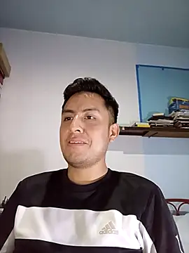 Snapshot of aczinovelez342 chatting on 12, 10, 2025 aczinovelez342 online show from 12, 10, 2025