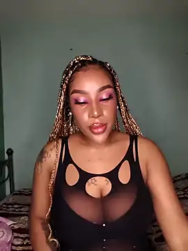 Queen Amara online show from 6, 10, 2025