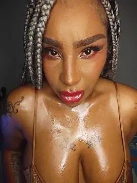 Snapshot of Queen_Amara chatting on 10, 6, 2026 Queen Amara online show from 10, 6, 2026