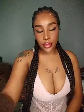 Queen Amara online show from 17, 11, 2025