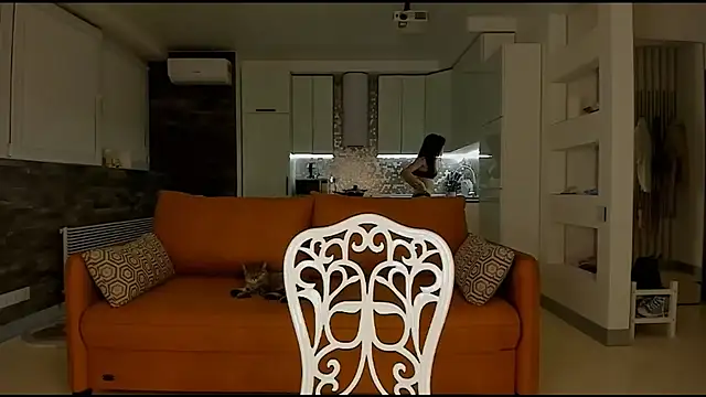 Snapshot of strawbery_Dolly chatting on 22, 10, 2025 strawbery Dolly online show from 22, 10, 2025