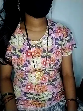 Komal-Rajput online show from 4, 10, 2025