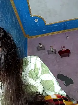 Snapshot of Komal-Rajput chatting on 3, 12, 2025 Komal-Rajput online show from 3, 12, 2025