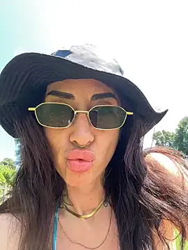 nikkaanderic online show from 29, 5, 2026