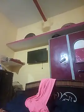 Hot-kal93 online show from 17, 12, 2025