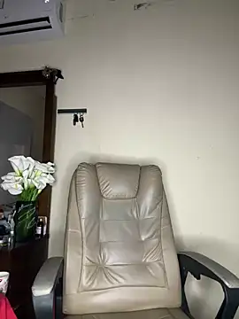 SLNatasha online show from 4, 11, 2025