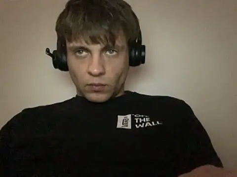 Kit Kat01 online show from 8, 11, 2025