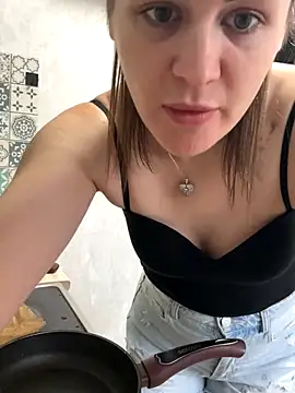 Risky-Flower online show from 21, 9, 2025