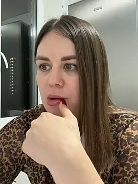 Risky-Flower online show from 9, 10, 2025