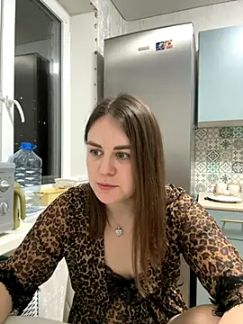 Risky-Flower online show from 5, 10, 2025