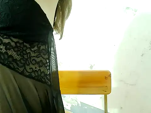 SuhyoCii online show from 12, 4, 2026