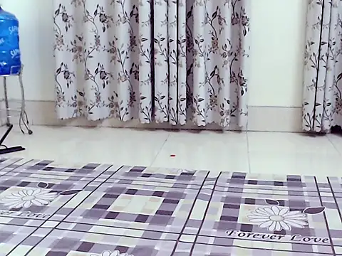 Ami 8x online show from 10, 10, 2025