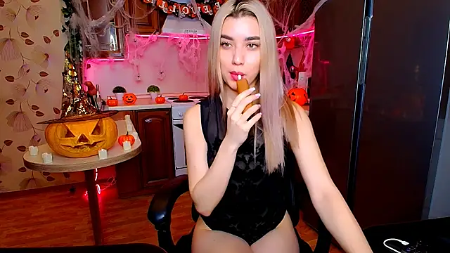 MaryamXSX online show from 30, 10, 2025