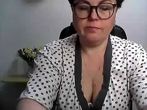 EllaLove2277 online show from 17, 2, 2026