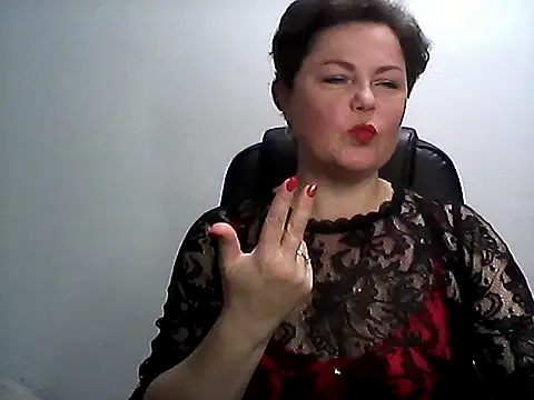 EllaLove2277 online show from 5, 11, 2025