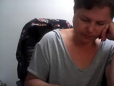 EllaLove2277 online show from 18, 9, 2025