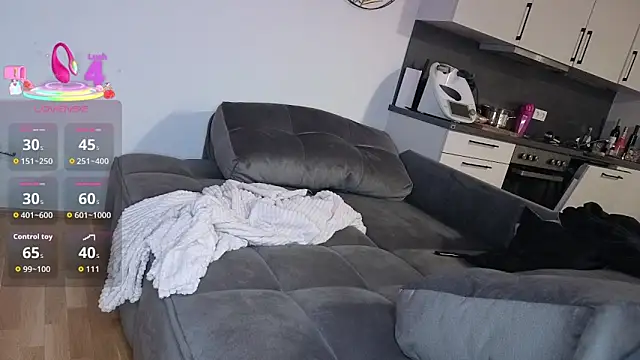 Lyra XX online show from 11, 3, 2026