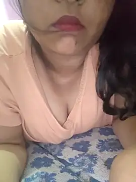 Snapshot of bitch-horny chatting on 8, 9, 2025 bitch-horny online show from 8, 9, 2025