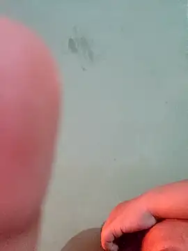 Snapshot of bitch-horny chatting on 19, 1, 2026 bitch-horny online show from 19, 1, 2026