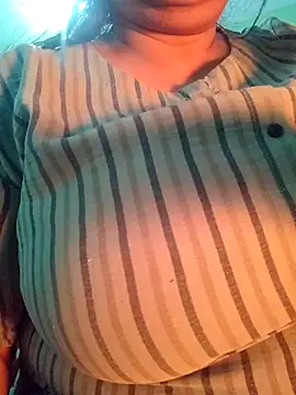 Snapshot of bitch-horny chatting on 17, 1, 2026 bitch-horny online show from 17, 1, 2026