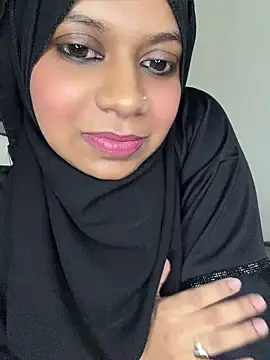 Snapshot of SpicykhalifaX chatting on 4, 7, 2026 SpicykhalifaX online show from 4, 7, 2026